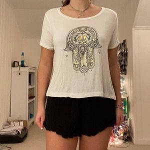 WHITE HAMSA T SHIRT